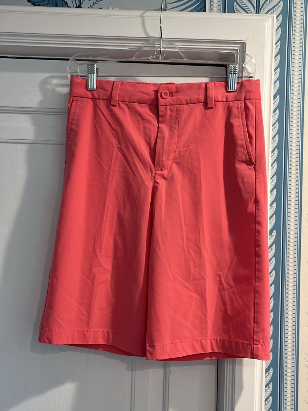 Vineyard Vines performance golf Shorts